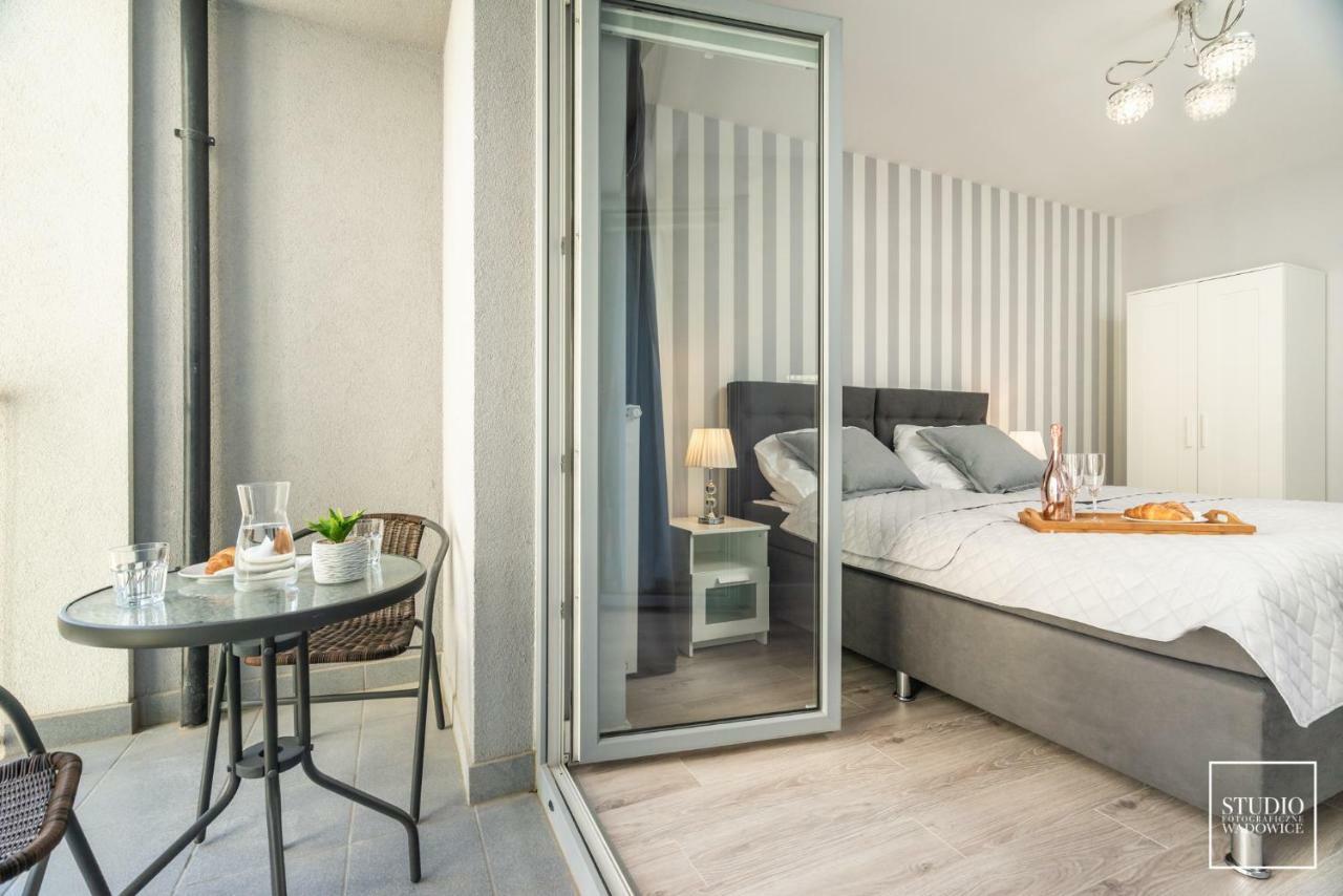 Exclusive Vermelo Apartment Krakow Luaran gambar
